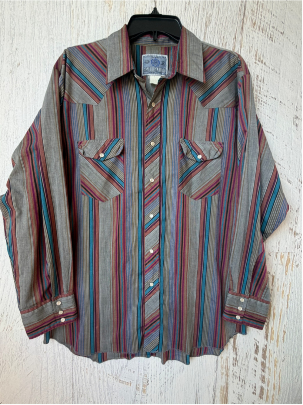 Men's Vintage American Hero Pearl Snap Shirt Large Grey Multi-color Striped